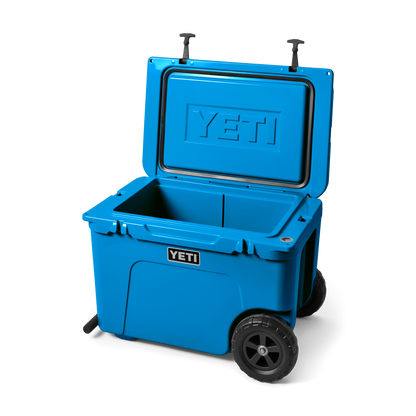 YETI Tundra Haul® Wheeled Cool Box Big Wave Blue