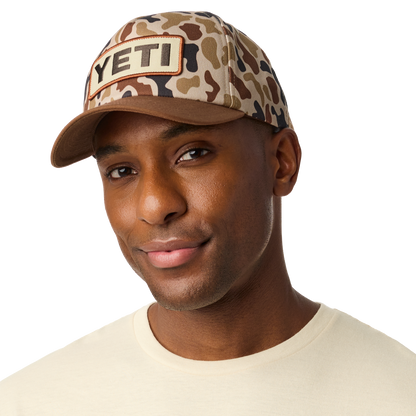 YETI® Logo Camo Snapback mit flacher Krempe