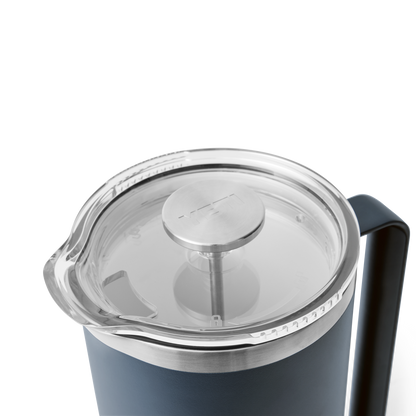YETI Rambler® Stempelkanne mit 64 oz (2L) Fassungsvermögen Navy