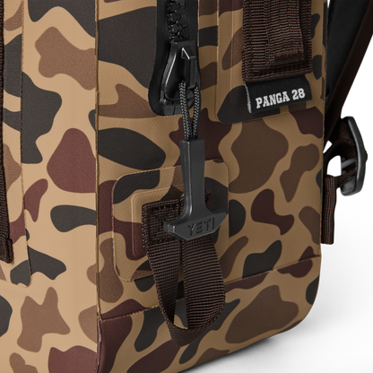 YETI Panga® 28L Wasserdichter Rucksack Wetlands Camo