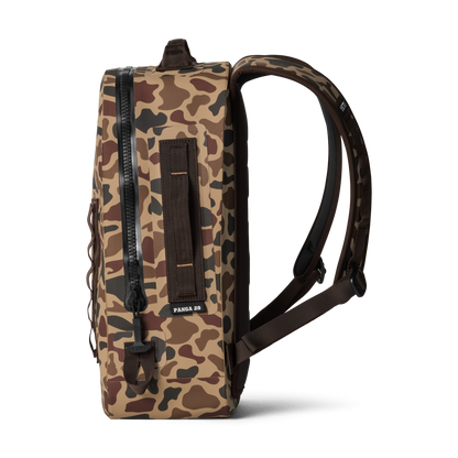 YETI Panga® 28L Wasserdichter Rucksack Wetlands Camo