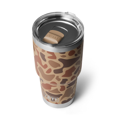 YETI Rambler® 30 oz Becher (887 ml) Wetlands Camo