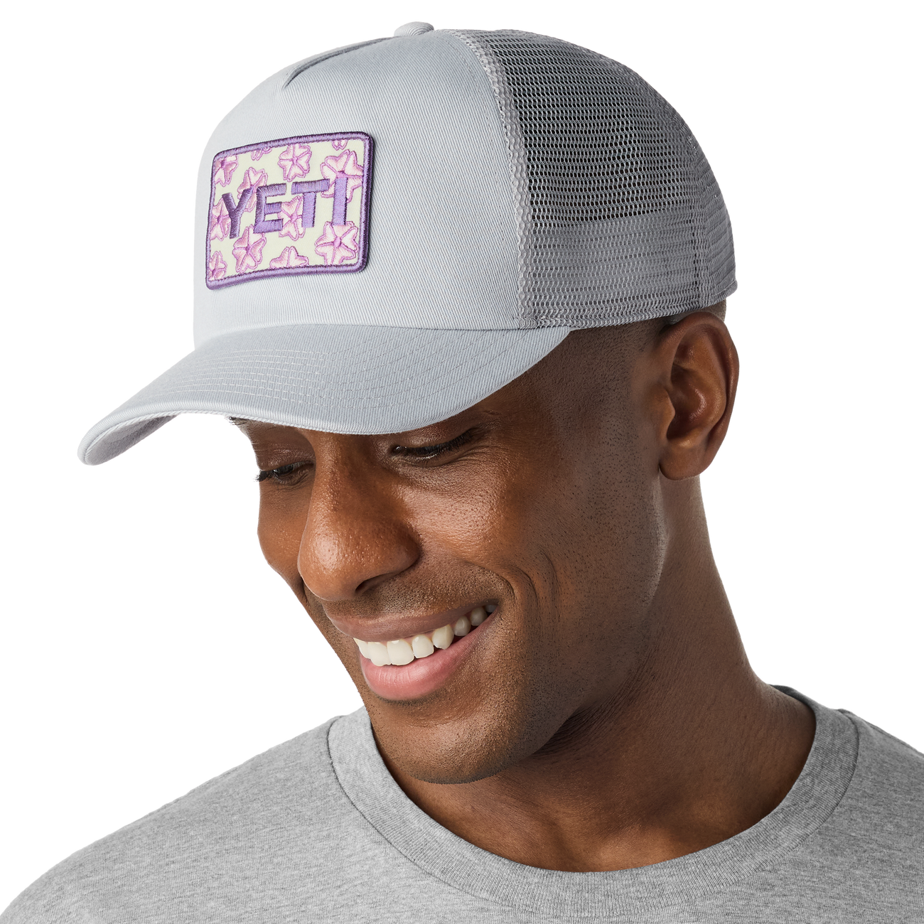 YETIYETI™ Cherry Blossom Trucker Hat Grey