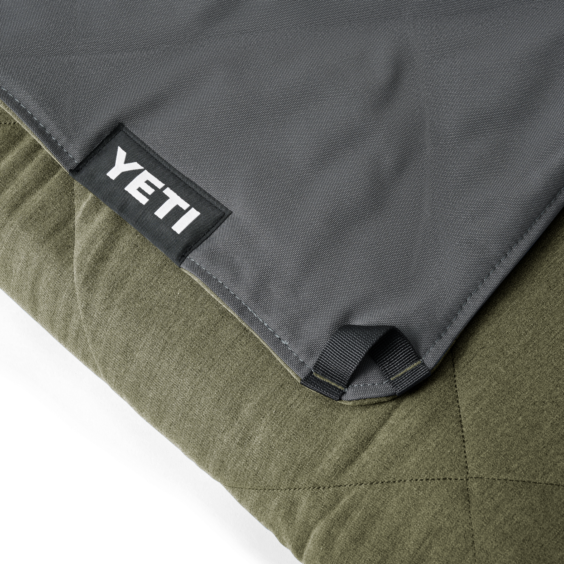 YETI Lowlands® Blanket Olive