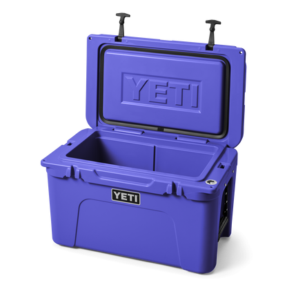 YETI Tundra® 45 Kühlbox Ultramarine Violet