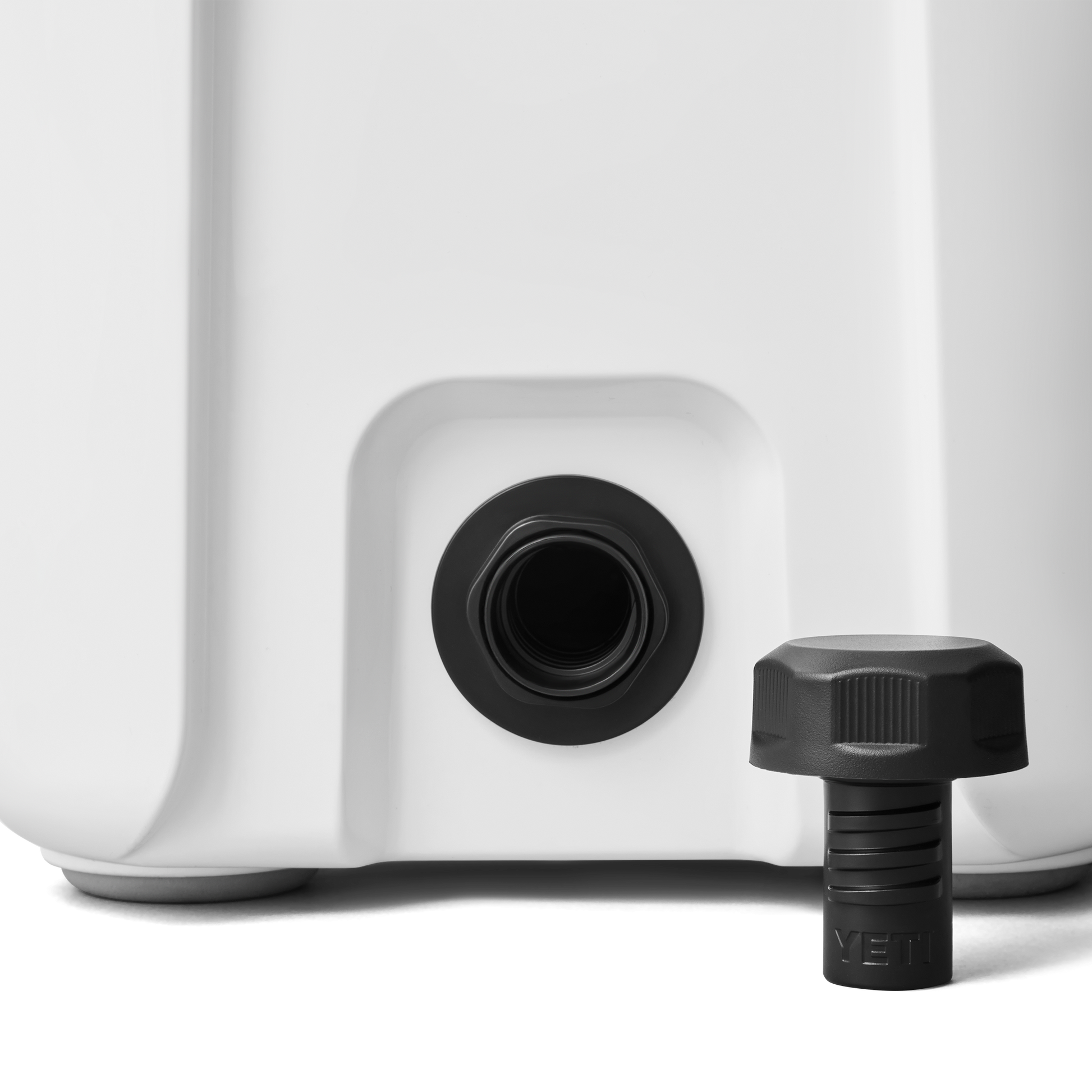 YETI Roadie® 15 Kühlbox Weiss
