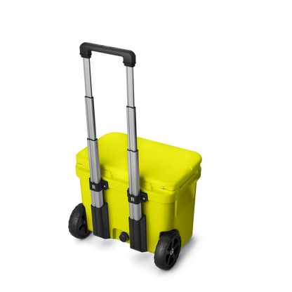 YETI Roadie® 32 Kühlbox auf Rädern Firefly Yellow