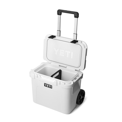 YETI Roadie® 32 Kühlbox auf Rädern Trennwand Schwarz