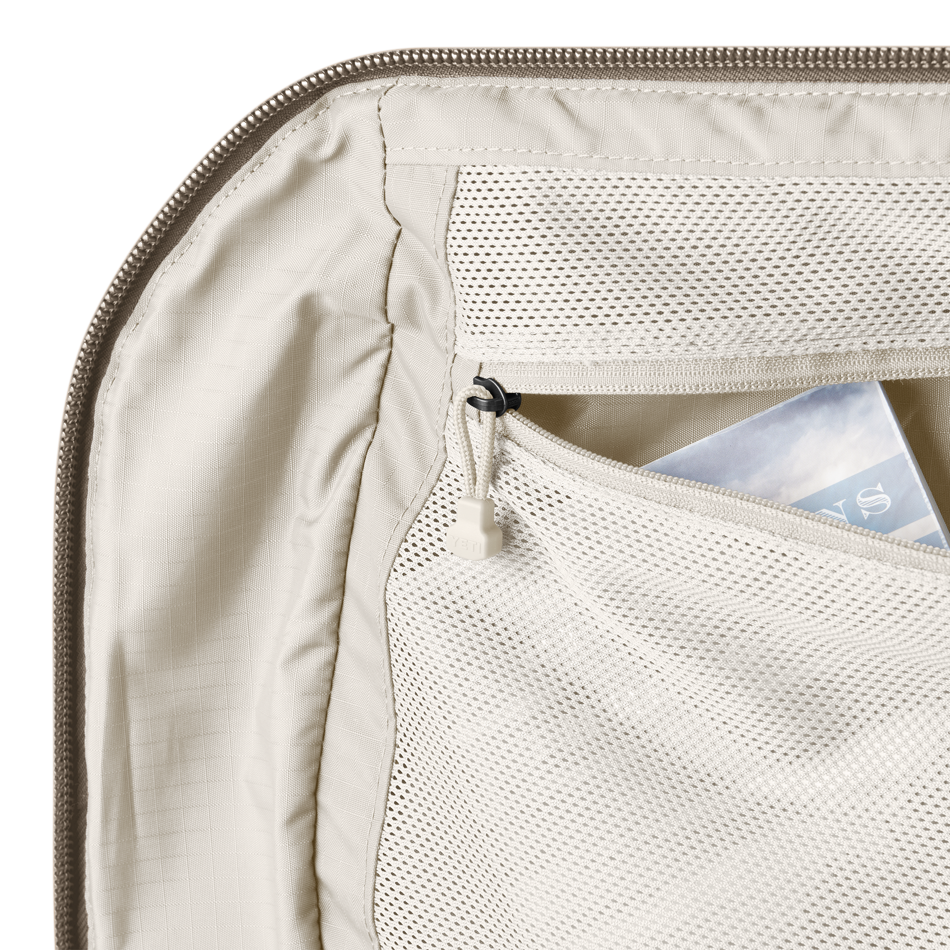 YETI Crossroads® 40L Reisetasche Cape Taupe
