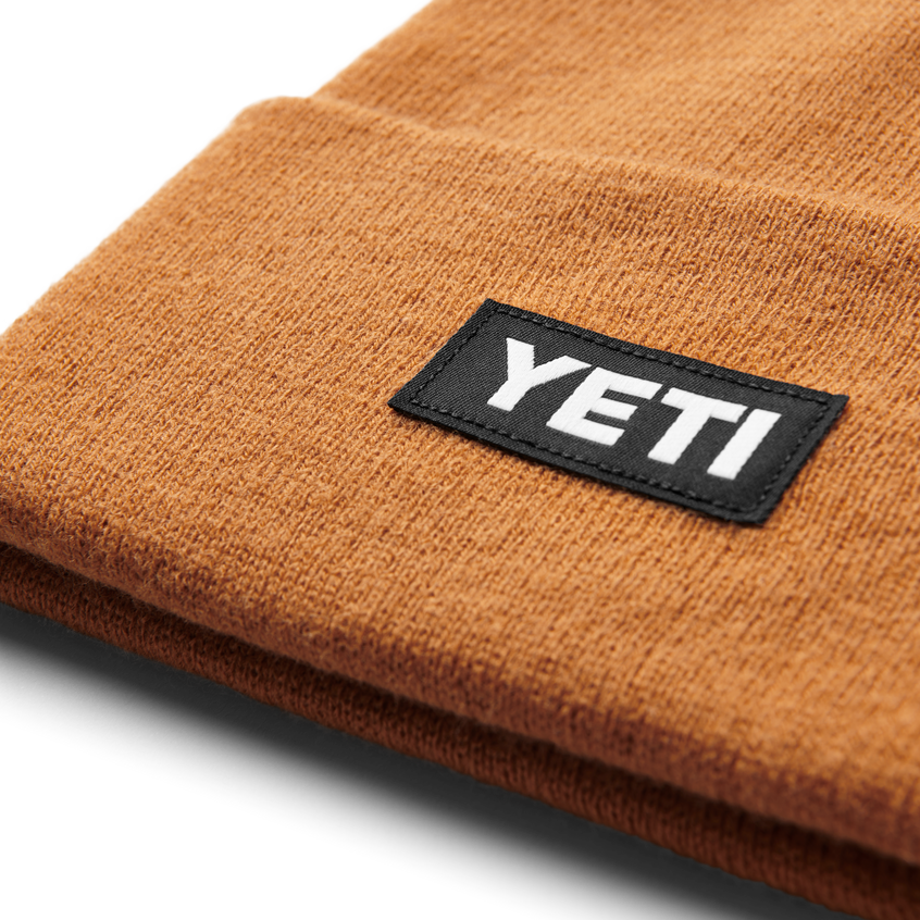 YETI Beanie mit Logo Gold